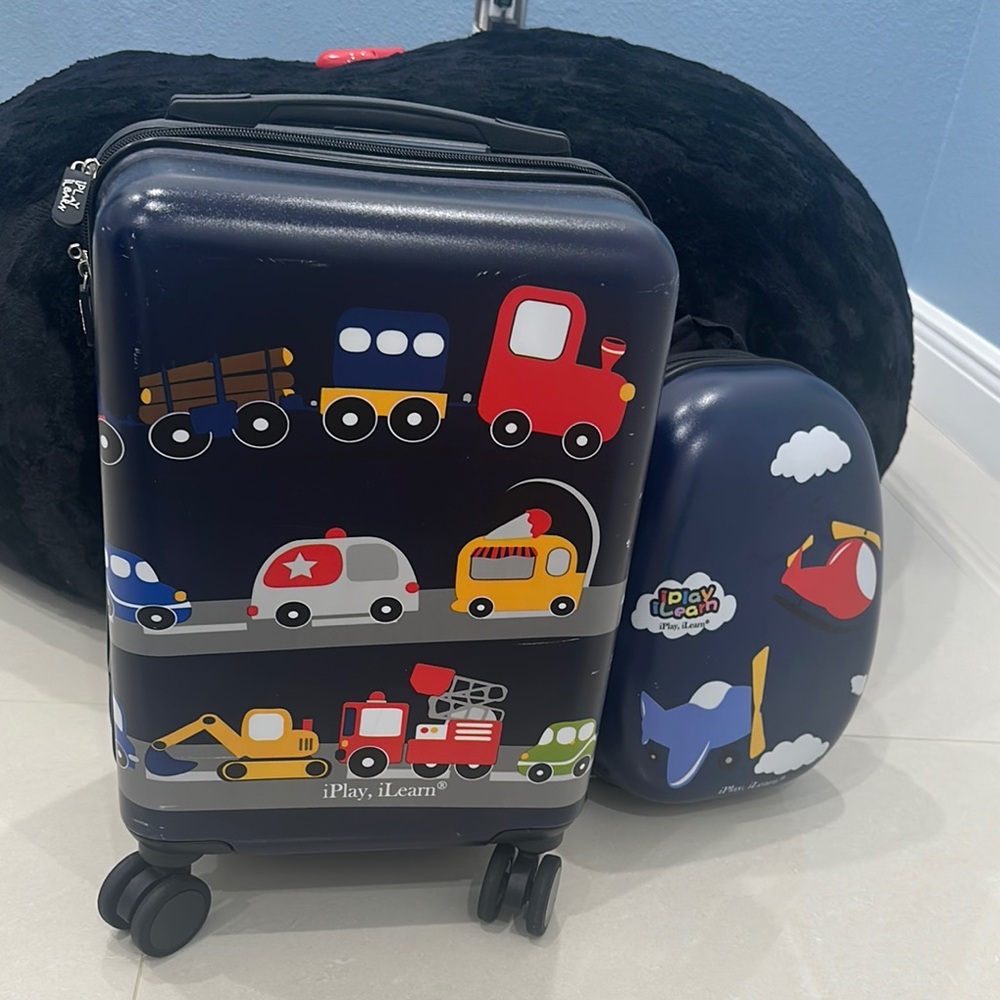 Kids Toy Vehicle Suitcase Set - Blue
